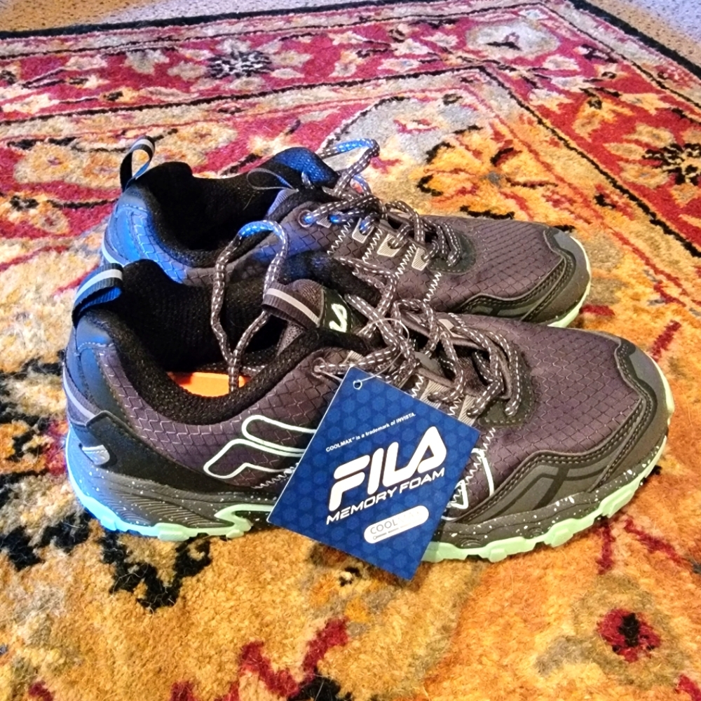 NWT FILA memory foam running shoes